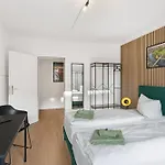Premium Quartier One - Ideal Fuer Familien & Teams, 5 Zimmer, 2 Parkplaetze Appartement *