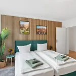 Premium Quartier One - Ideal Fuer Familien & Teams, 5 Zimmer, 2 Parkplaetze