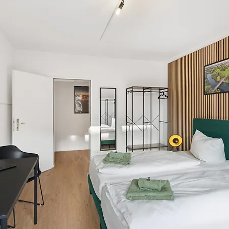 Premium Quartier One - 5 Bedrooms, 2 Parkplaetze, Fuer Familien & Teams Apartment *
