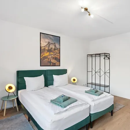 Premium Quartier One - 5 Bedrooms, 2 Parkplaetze, Fuer Familien & Teams Halle (Saale)