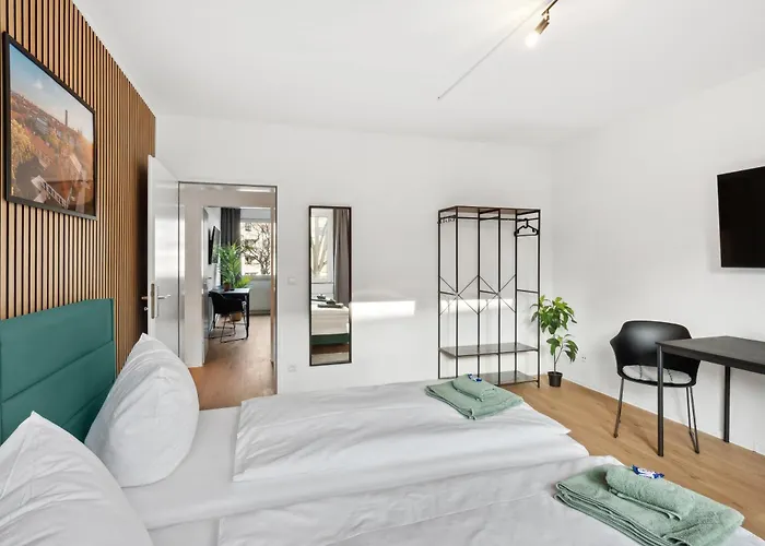 Premium Quartier One - Ideal Fuer Familien & Teams, 5 Zimmer, 2 Parkplaetze Halle (Saale)