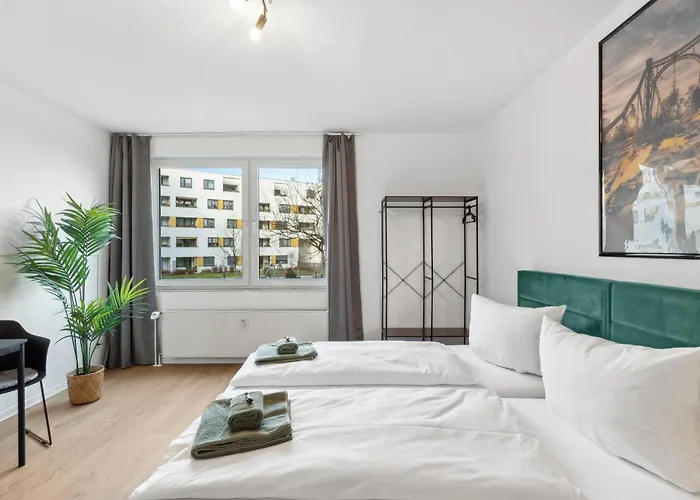 Premium Quartier One - Ideal Fuer Familien & Teams, 5 Zimmer, 2 Parkplaetze Appartement Halle (Saale)